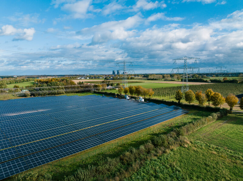 Zonneparken Echt, Venray & Tinte – Ampyr Solar Europe